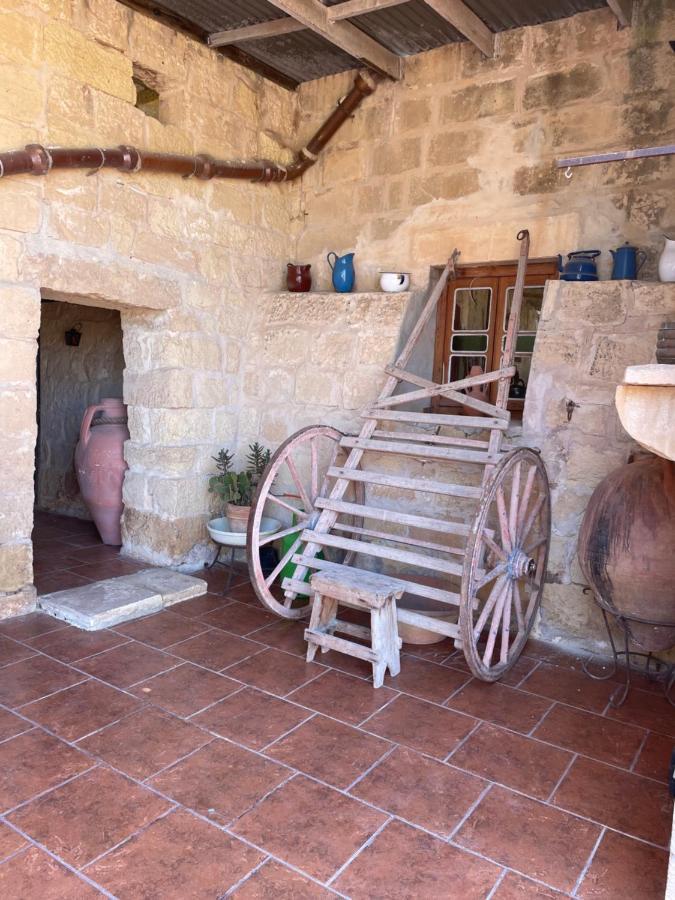 Il-harruba Farmhouse
